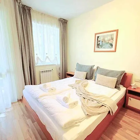 Arboro Royal Plaza Apartmán Borovec