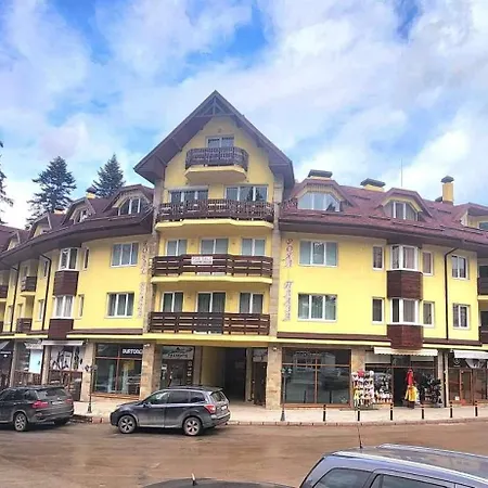 Arboro Royal Plaza *